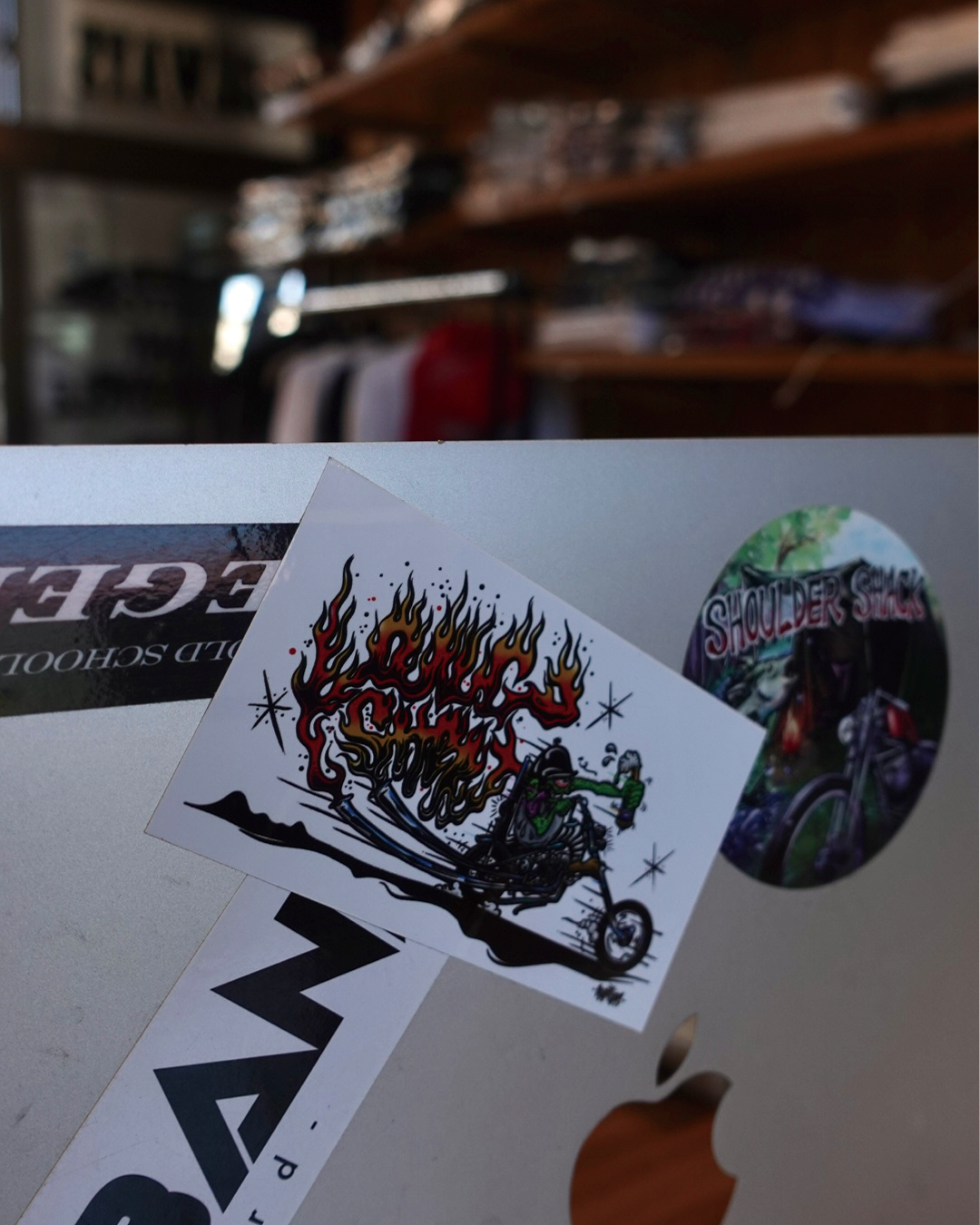 SHOULDER SHACK SOUVENIR STICKER