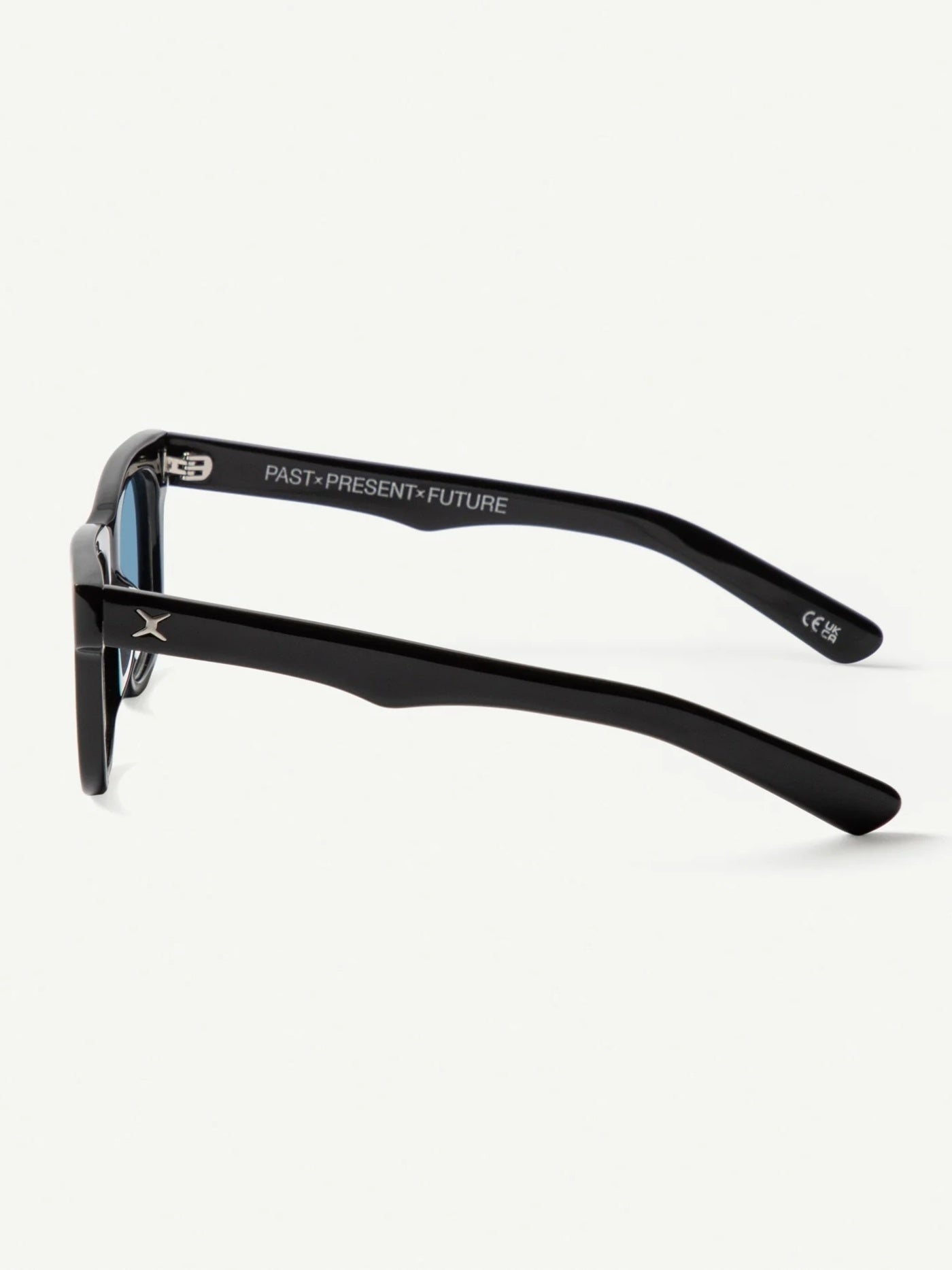 DECADE EYEWEAR | MELVIN 80s - GLOSS BLACK/BLUE