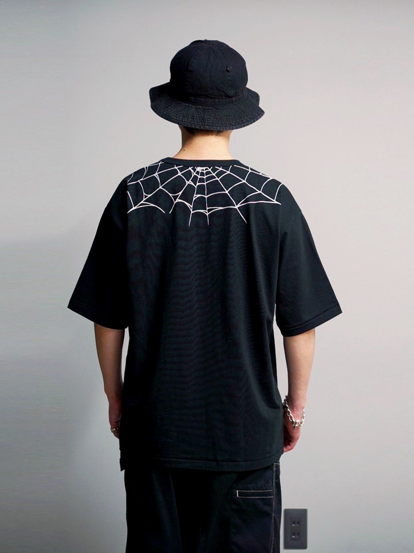 TYPE VT15 SPIDER-WEB SHORT SLEEVE-T - Black