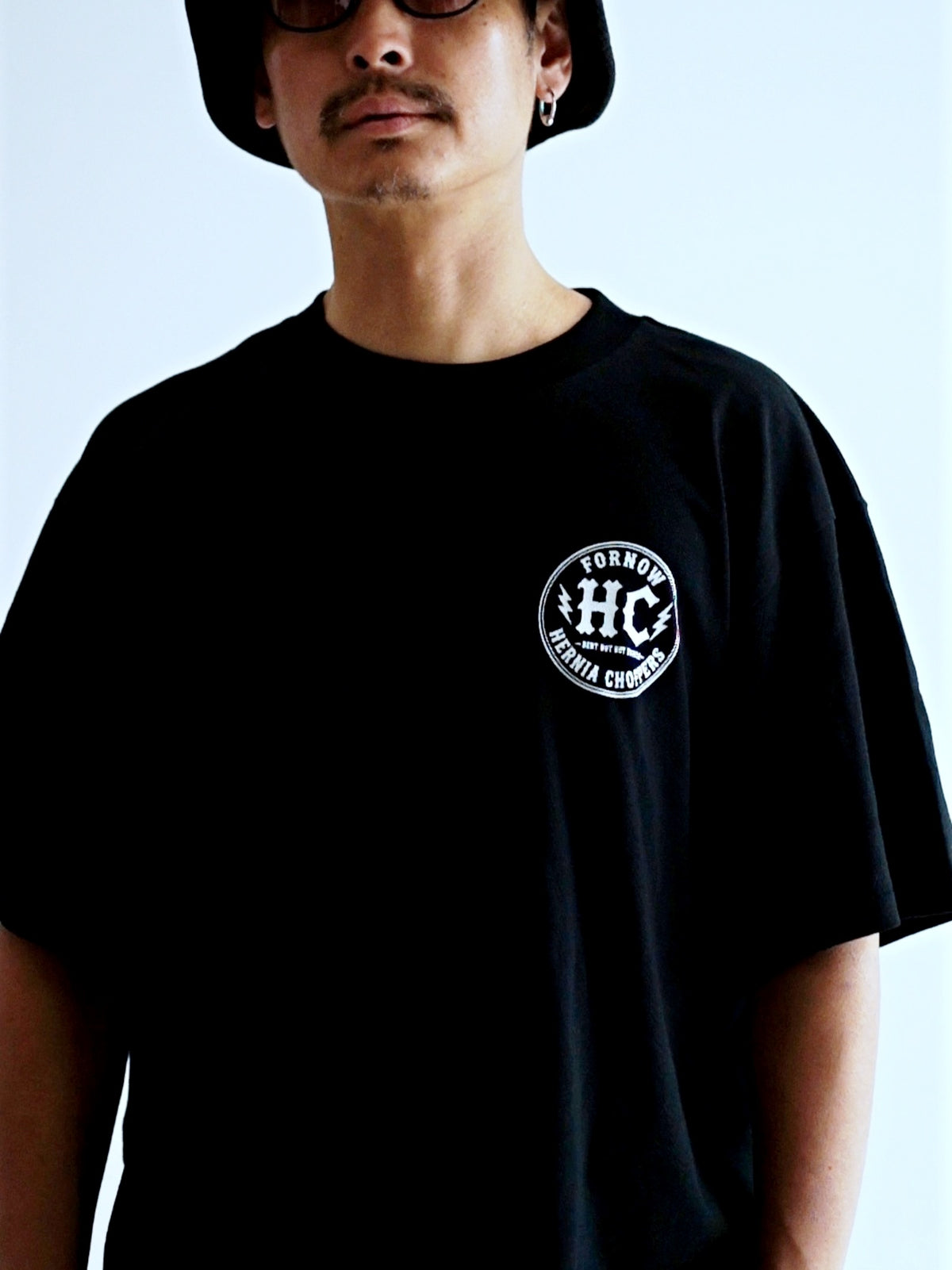 FORNOW | HERNIA CHOPPERS "BACKBONE" TEE - Black