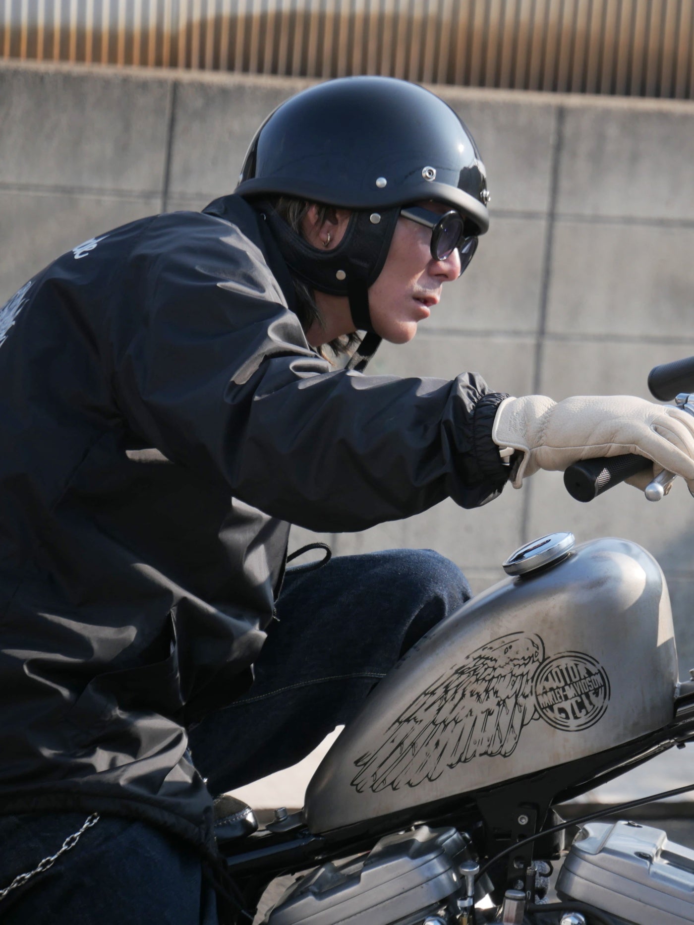 TT&CO. | any motorcycle別注 FiberGlass Customshop SHORTY BLACK RUBBER TRIM - Black