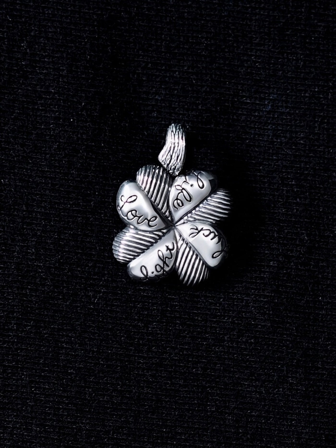 HYRON WORKS | CLOVER PENDANT