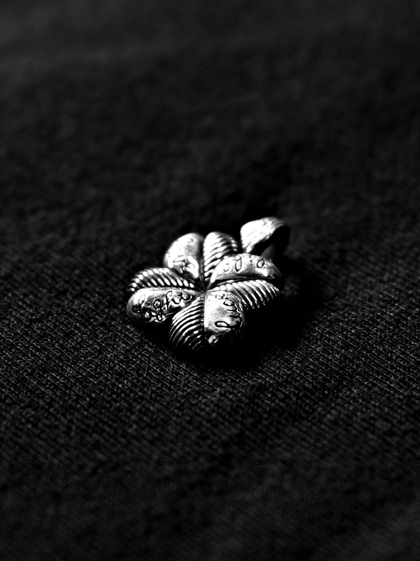 HYRON WORKS | CLOVER PENDANT