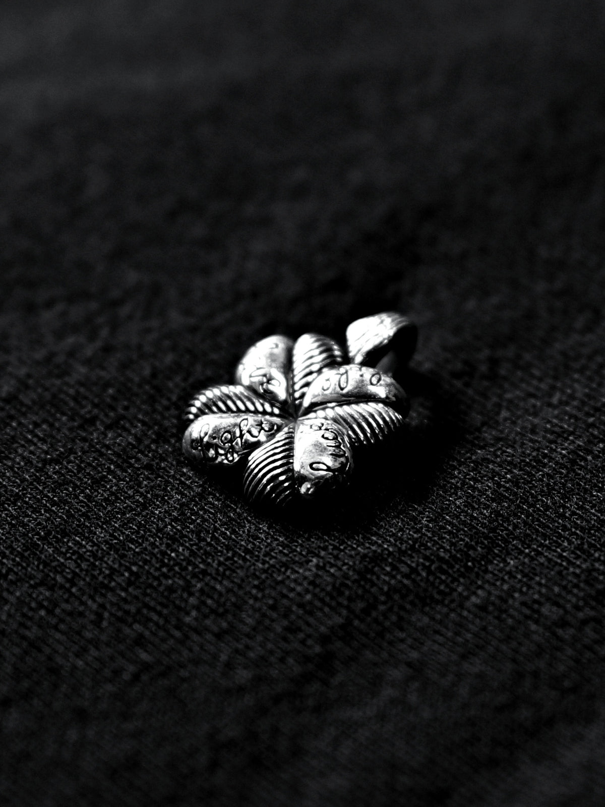 HYRON WORKS | CLOVER PENDANT