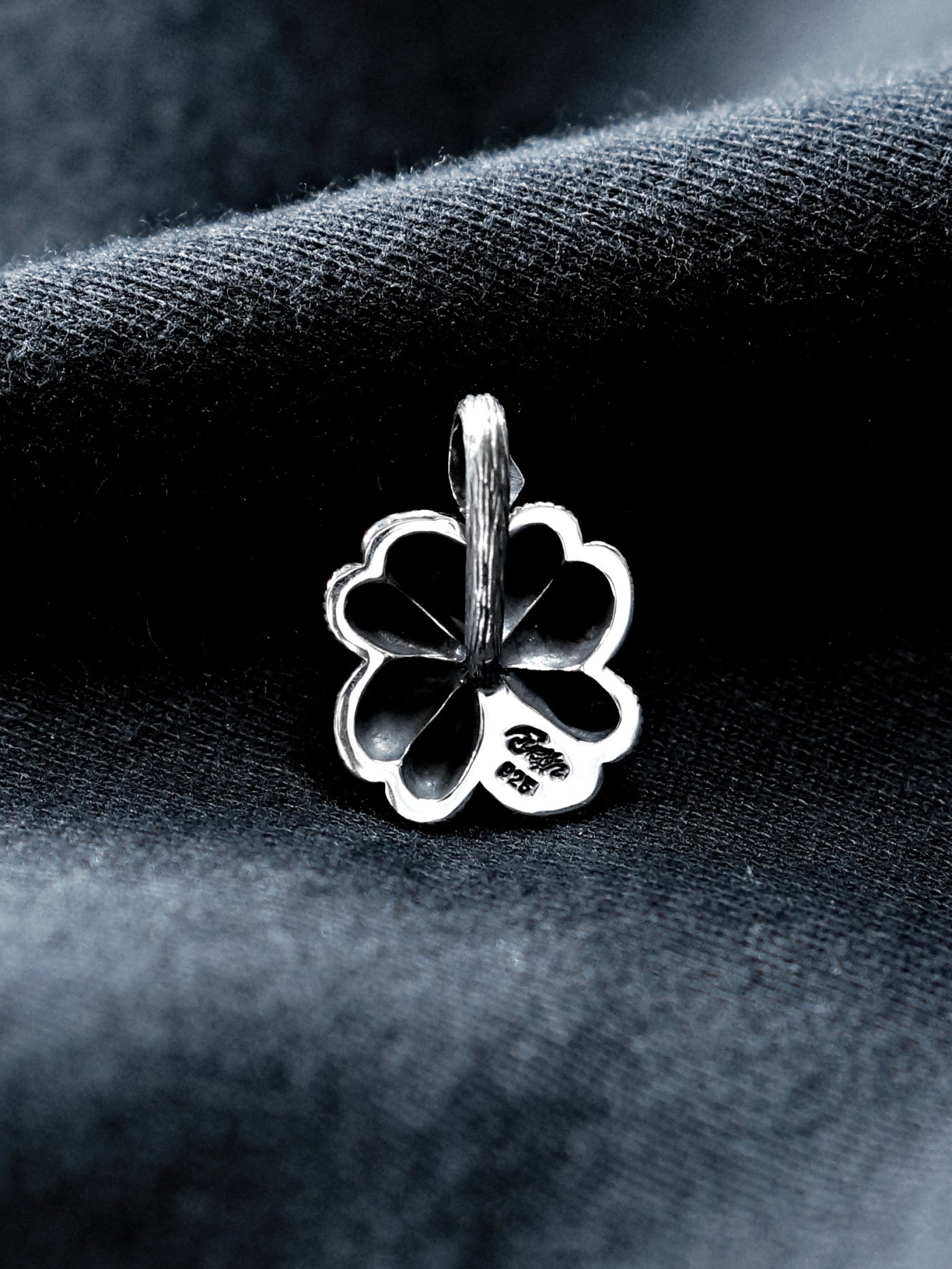 HYRON WORKS | CLOVER PENDANT