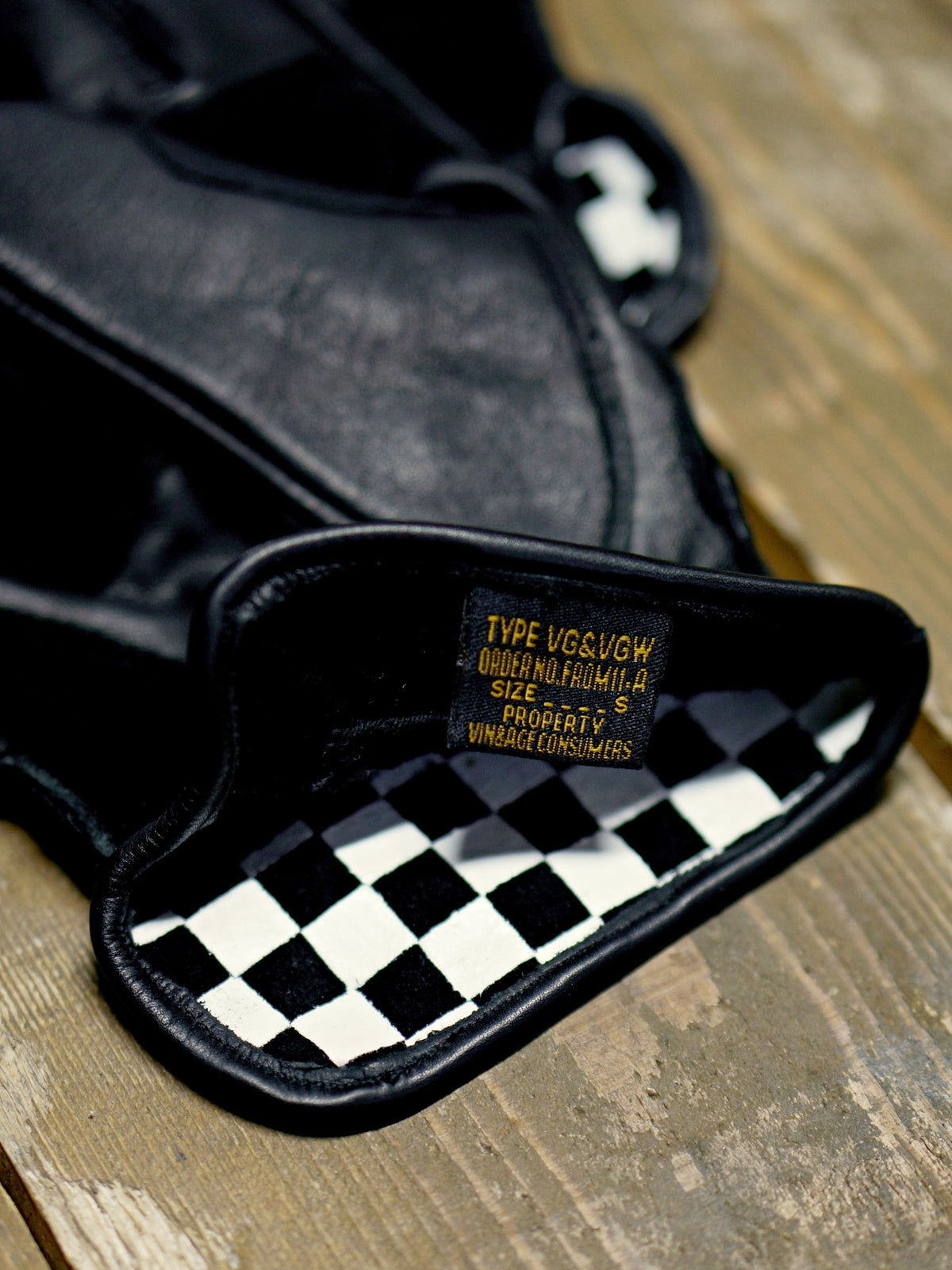 Vin&Age | TYPE VG26 FLIP CHECKER GLOVES - Black