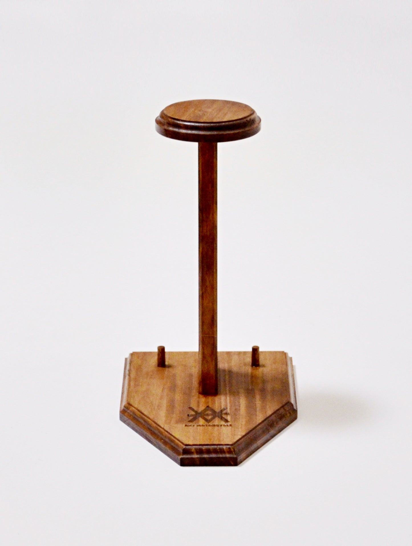 木製ヘルメットスタンド / Wooden Helmet Stand