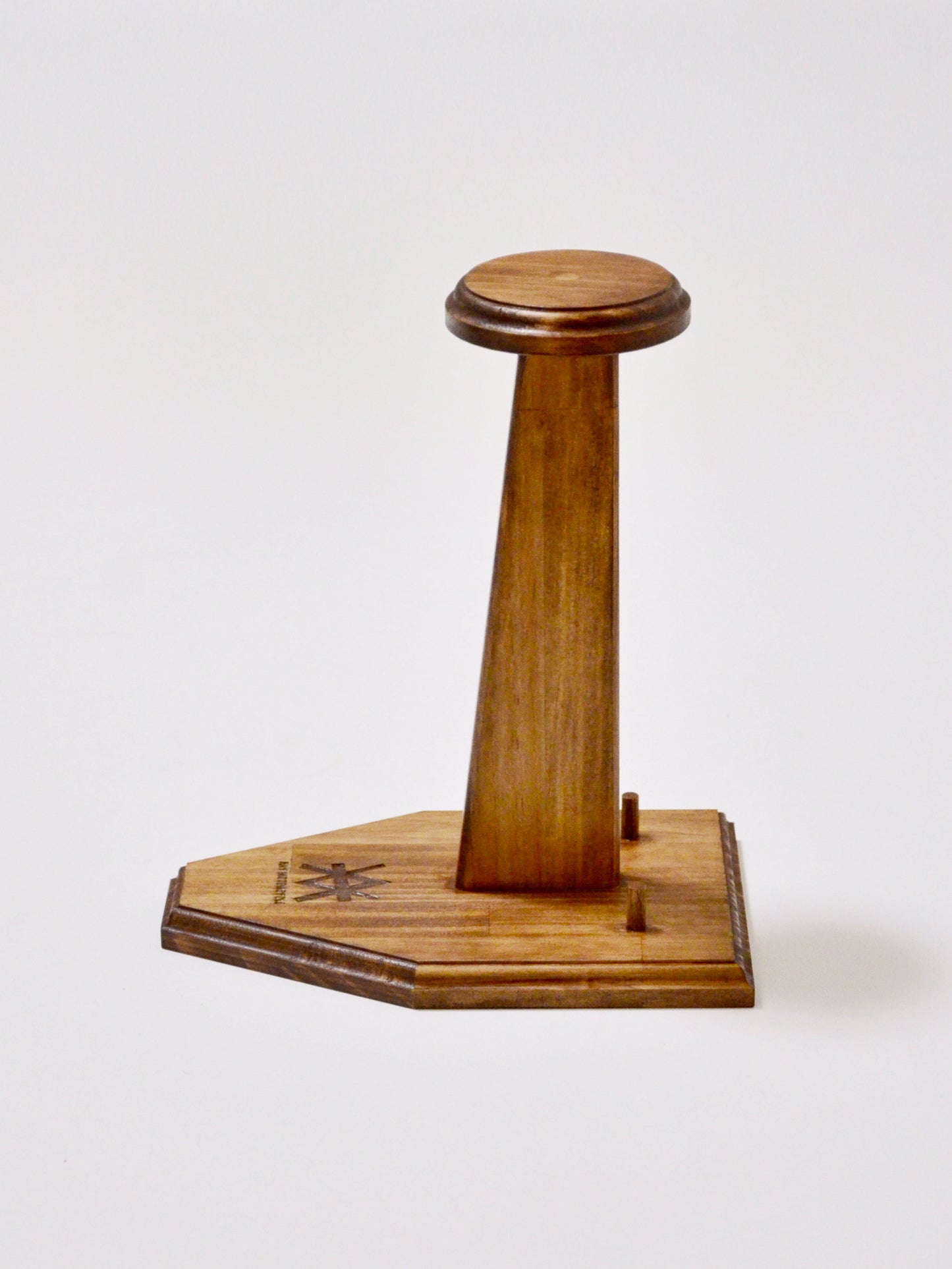 木製ヘルメットスタンド / Wooden Helmet Stand