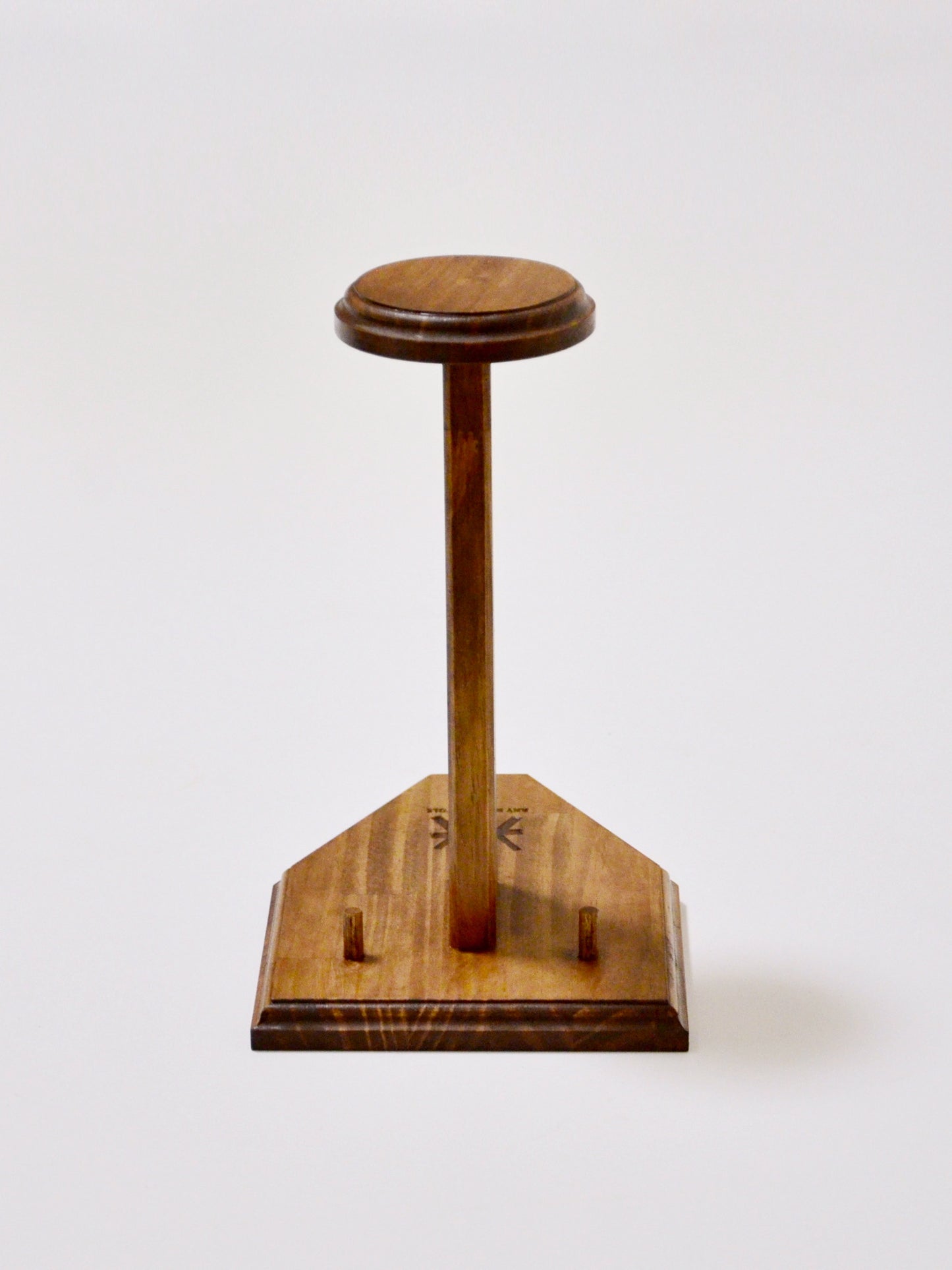 木製ヘルメットスタンド / Wooden Helmet Stand