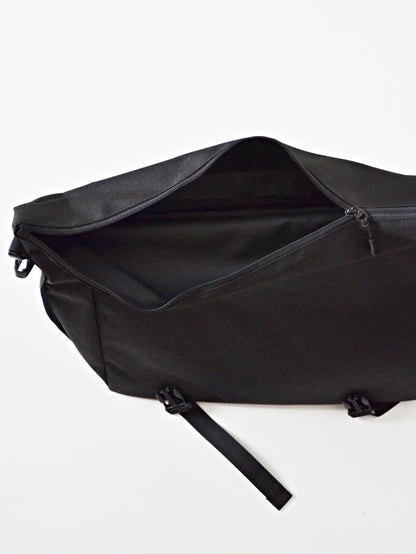 EMD REFLECTLINE MESSENGER BAG