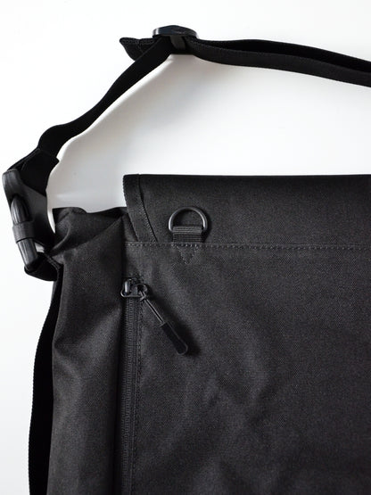 EMD REFLECTLINE MESSENGER BAG