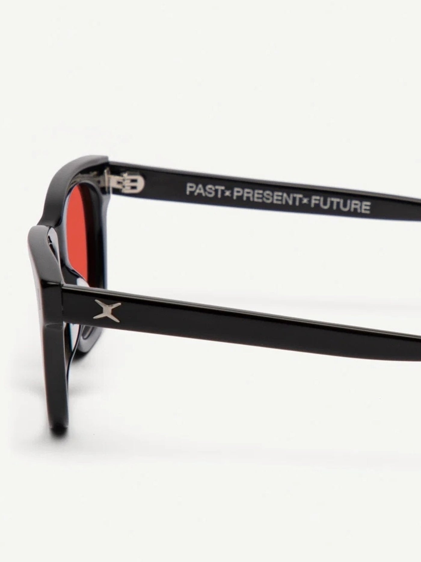 DECADE EYEWEAR | BIG EARL 50s - GLOSS BLACK/RED