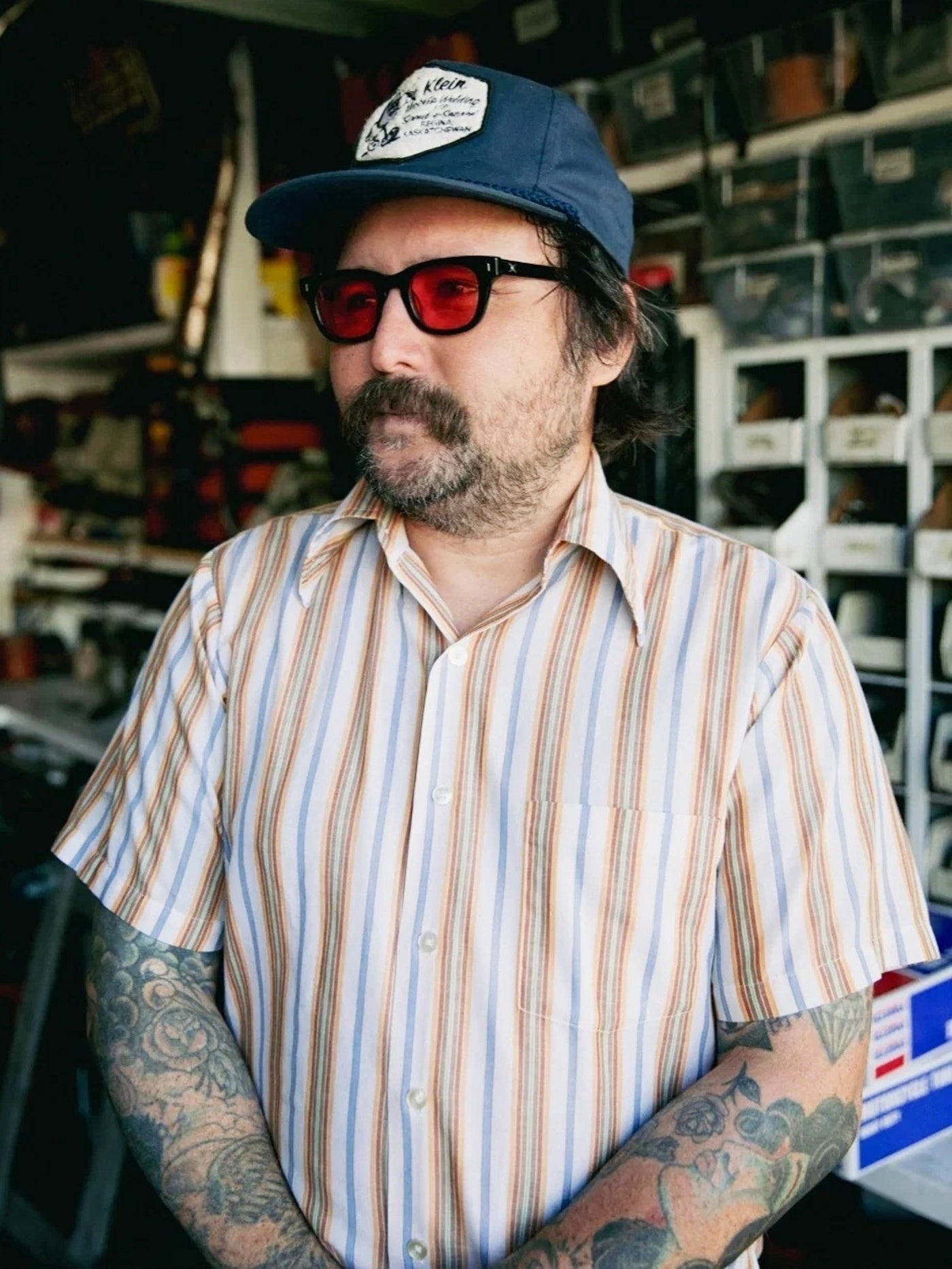 DECADE EYEWEAR | BIG EARL 50s - GLOSS BLACK/RED
