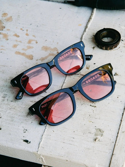DECADE EYEWEAR | BIG EARL 50s - GLOSS BLACK/RED