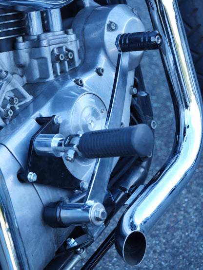 【受注商品】ミッドハイステップキット スポーツスター（2004～2013） [Made to Order] Mid-high step kit for Sportster (2004-2013)