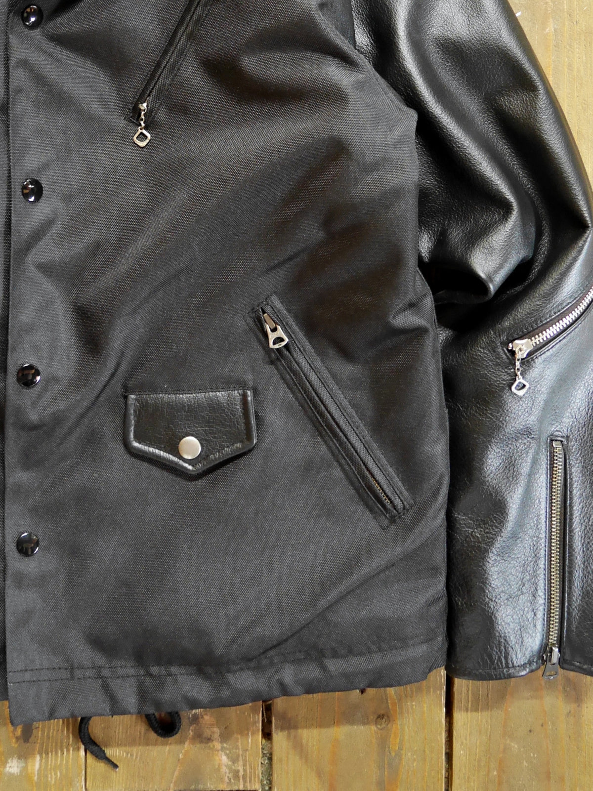 Vin&Age | TYPE VTJ2_26 COACH RIDERS - Black