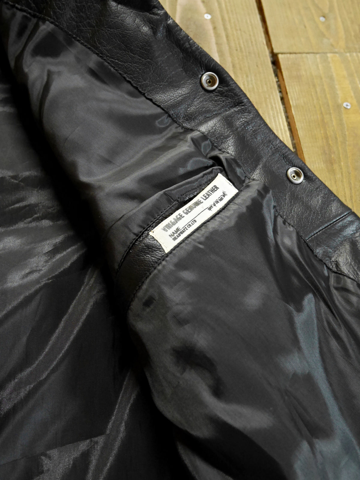 Vin&Age | TYPE VLJ7_26 NAUGHTY LEATHER VEST