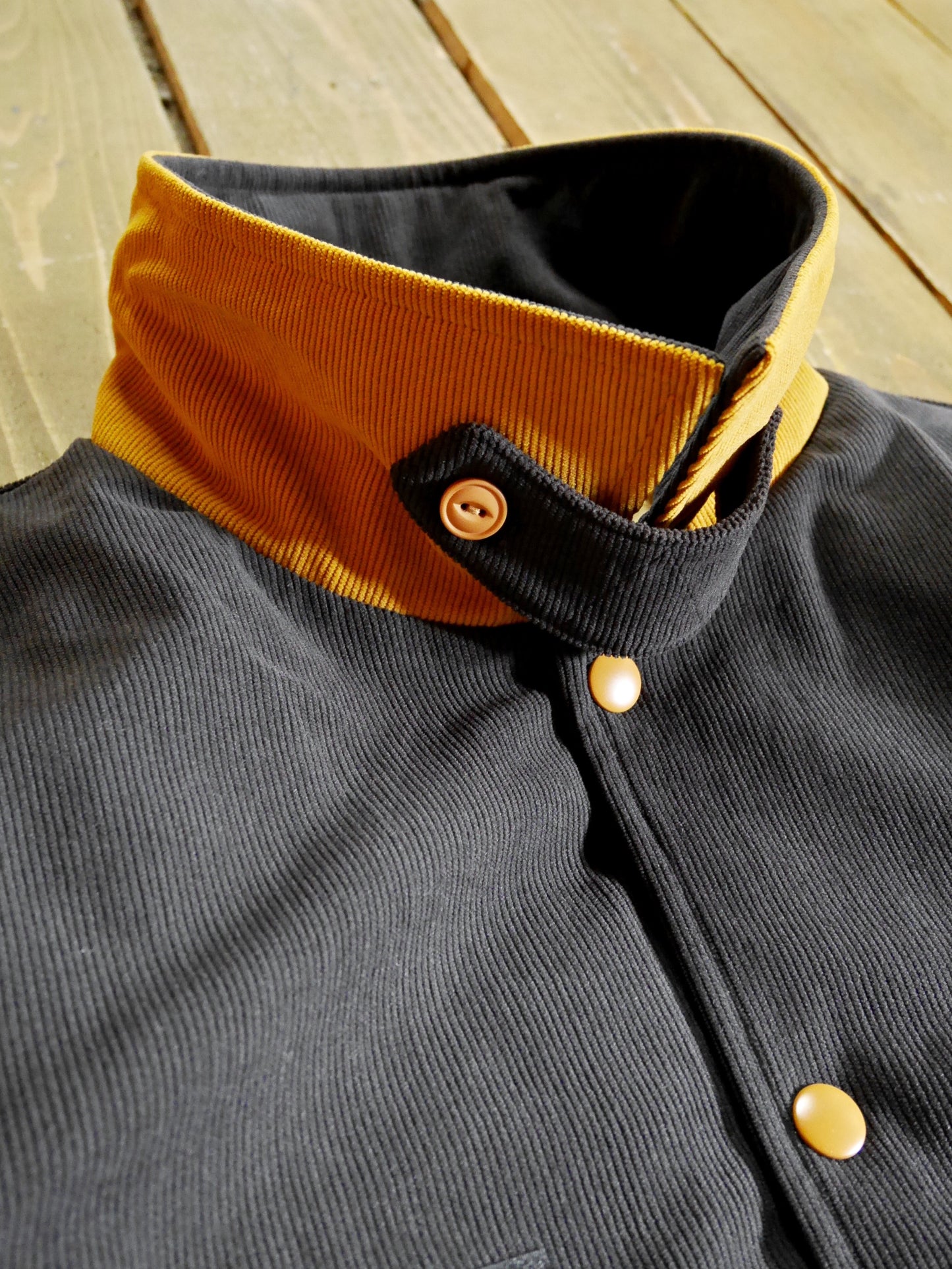 Vin&Age | TYPE VTJ9 LETTERMAN JK - Dark Gray/Mustard