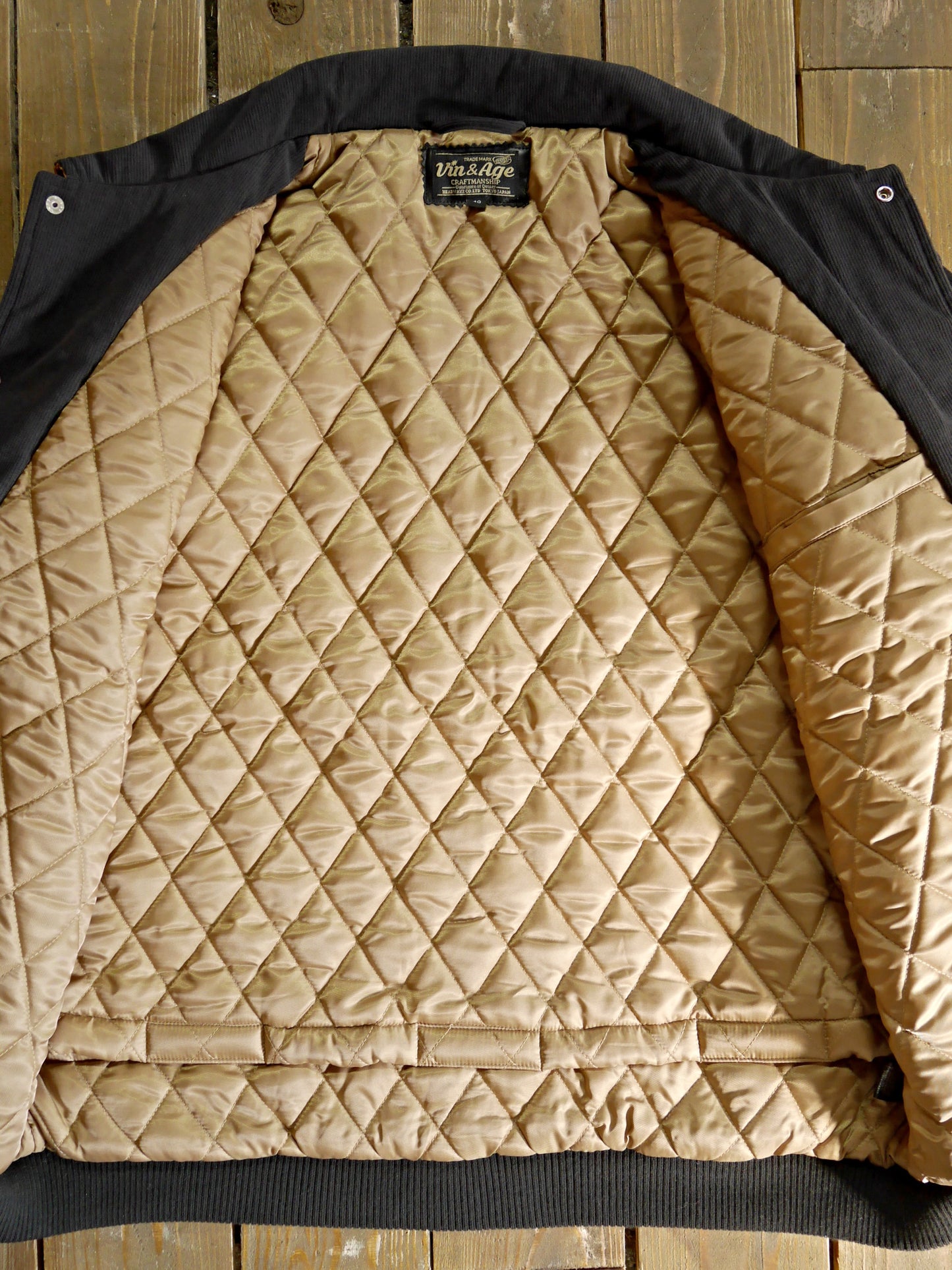 Vin&Age | TYPE VTJ9 LETTERMAN JK - Dark Gray/Mustard