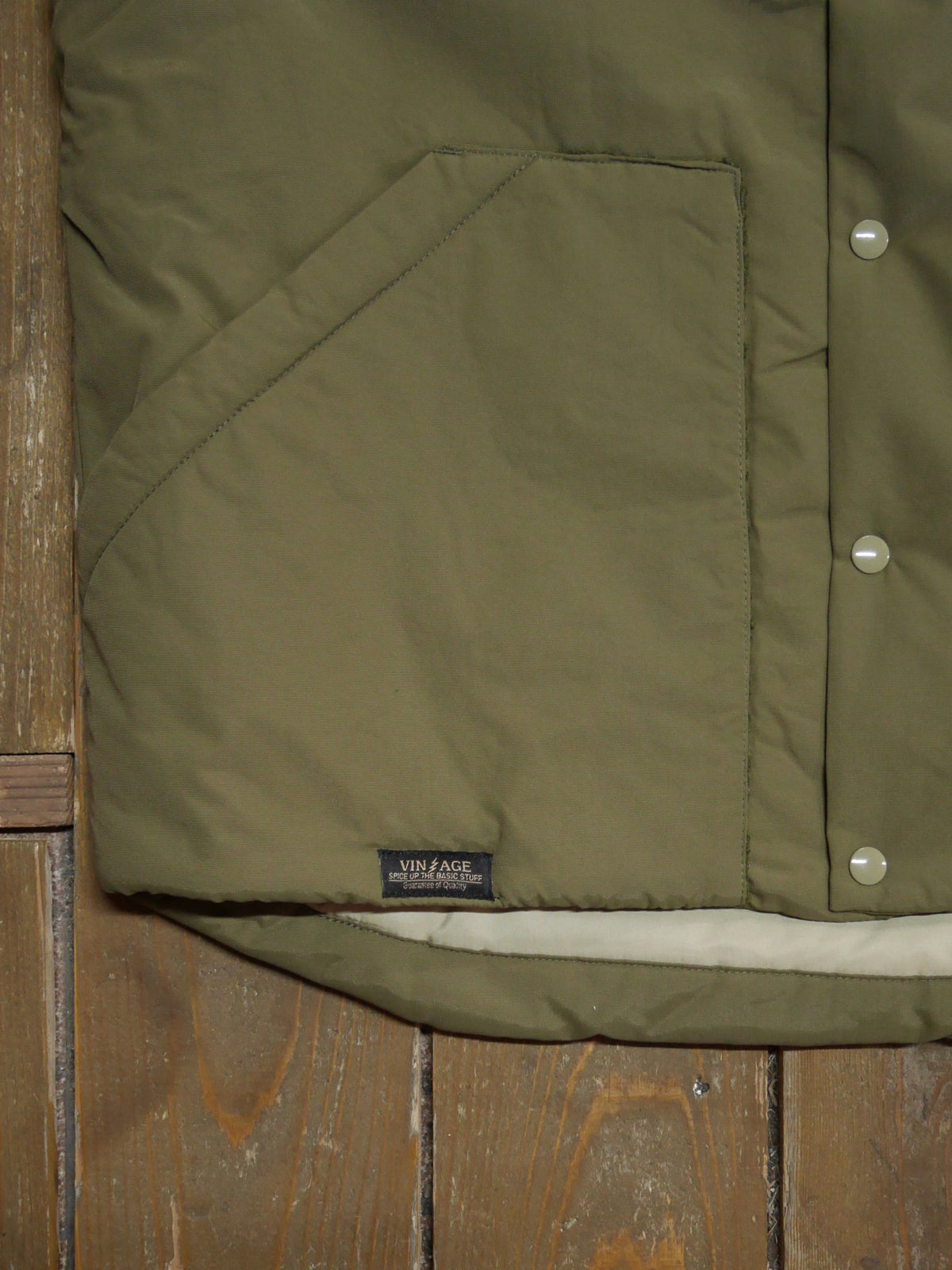 Vin&Age | TYPE VTJ11 NYLON PUFFER VEST - Khaki