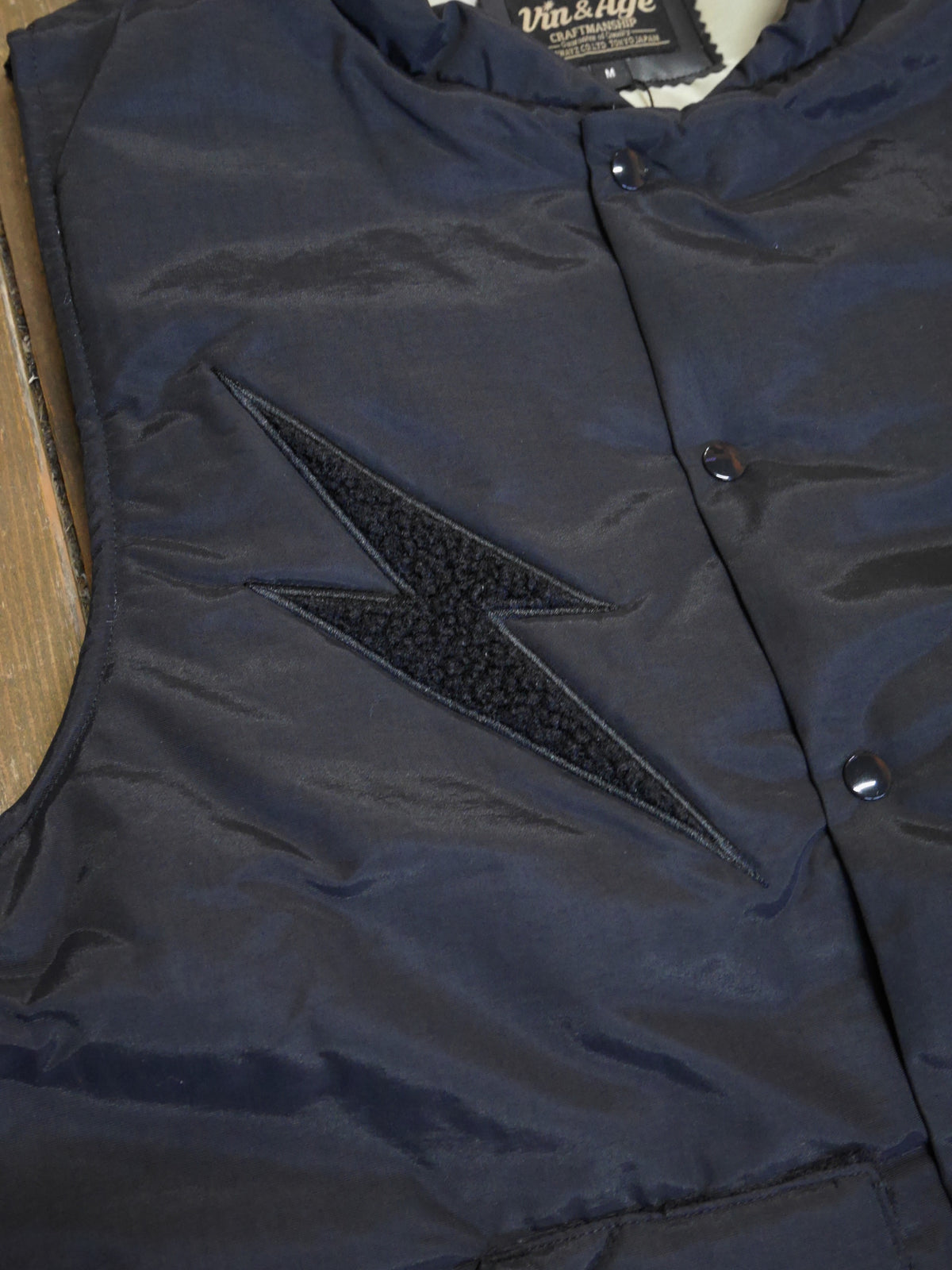 Vin&Age | TYPE VTJ11 NYLON PUFFER VEST - Black