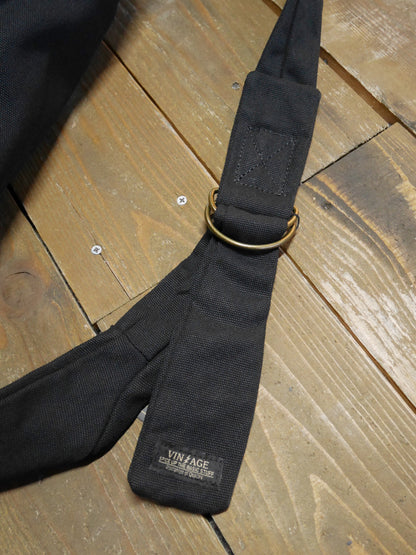Vin&Age | TYPE VBG10 CANVAS SHOULDER BAG - Black