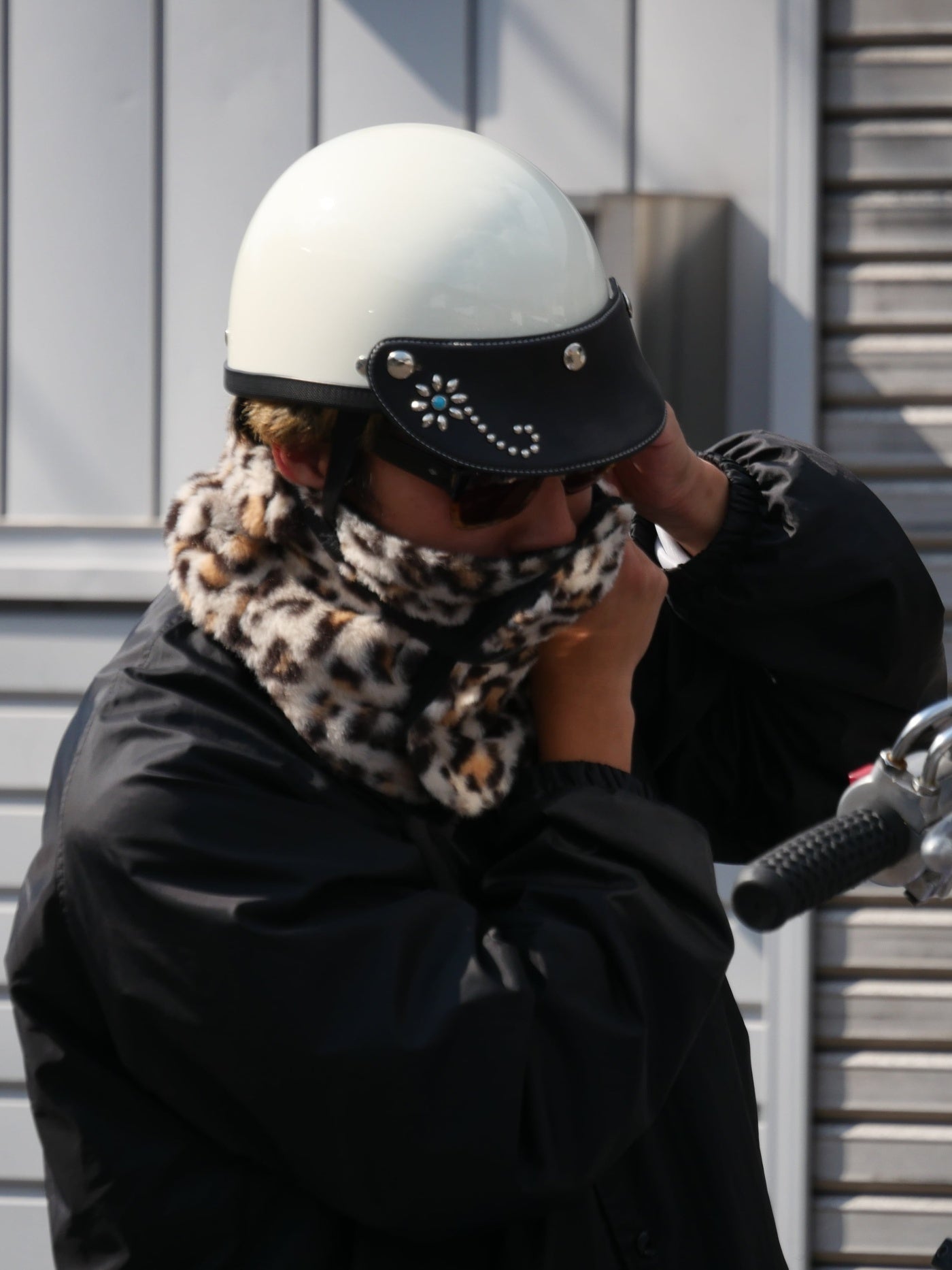 Flower Studs Leather Visor for TT&CO. - Silver